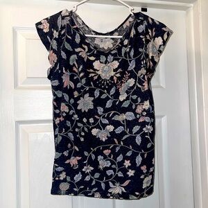 LOFT Dark Gray/Heather Blue Floral Tee (M)